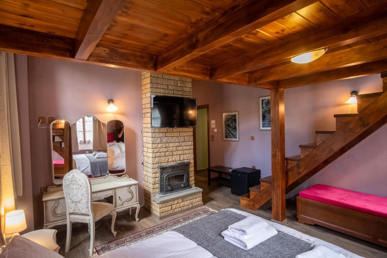 The Old School Boutique Hotel Sziráko Kültér fotó